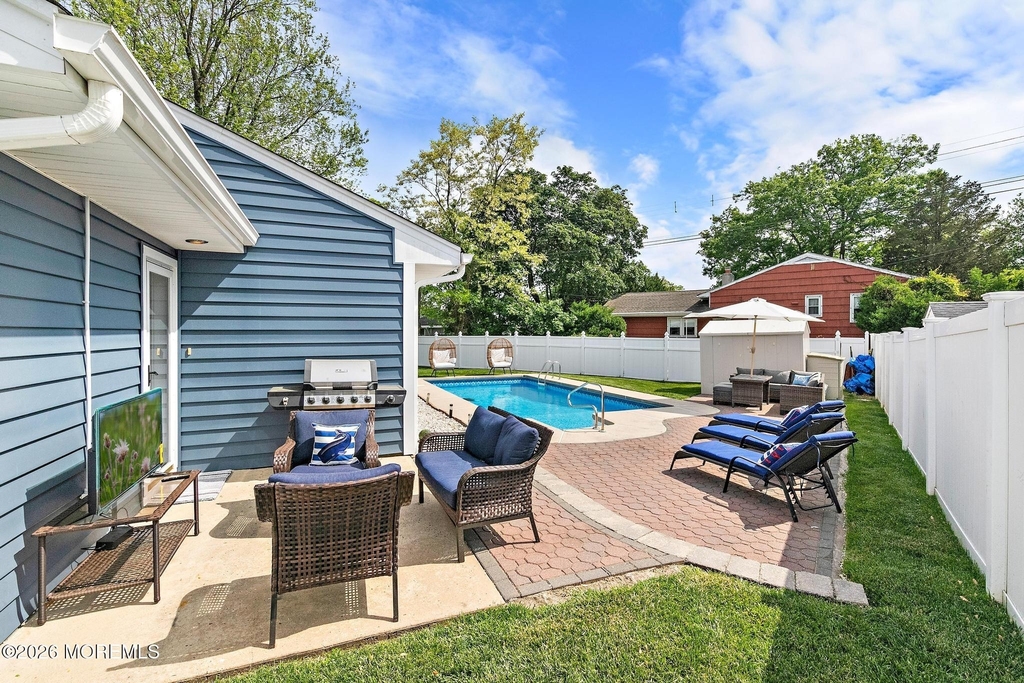 1700 Bryan Avenue - Photo 45