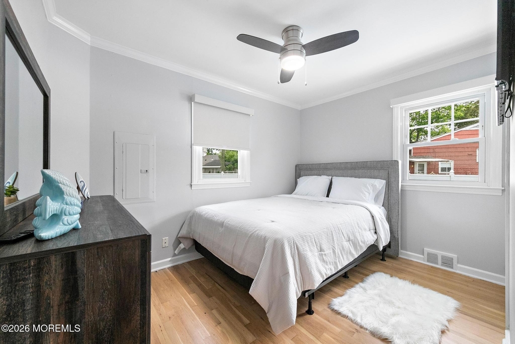 1700 Bryan Avenue - Photo 34