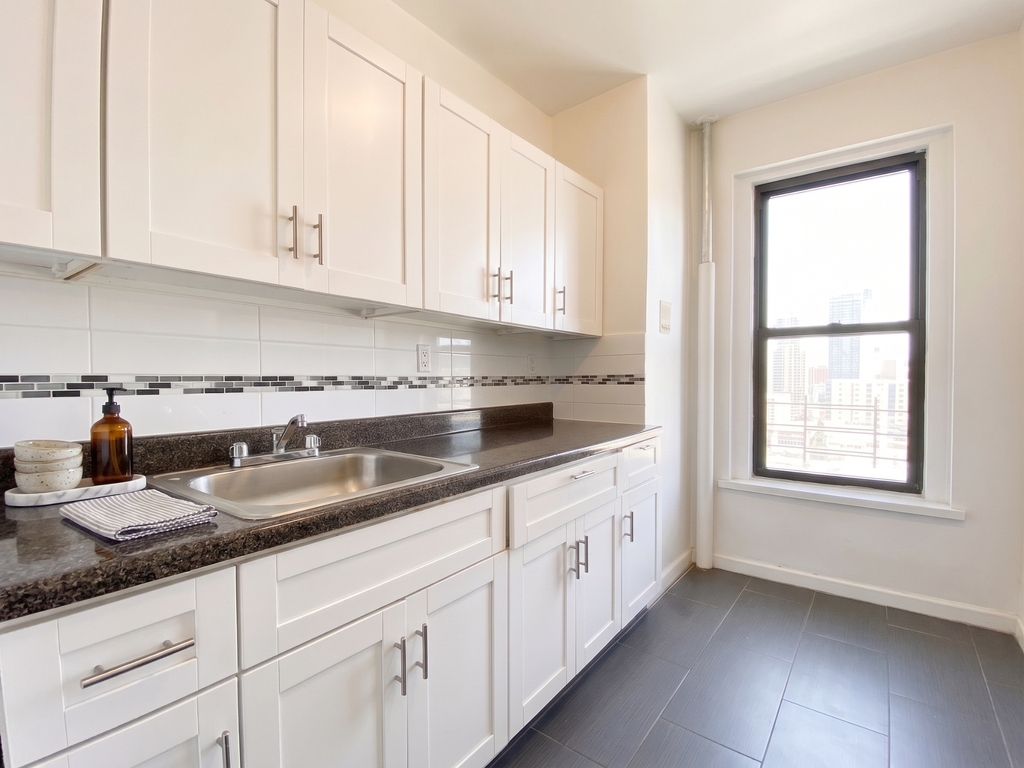 526 West 161st Street - Photo 5