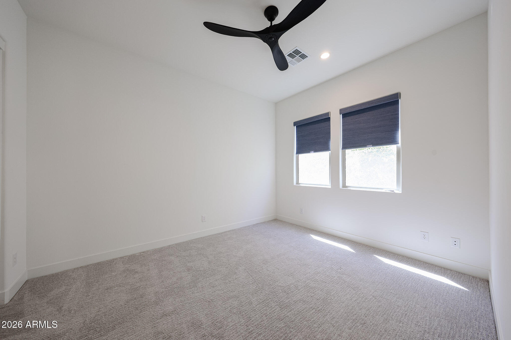 17383 W Guthrie Street - Photo 29