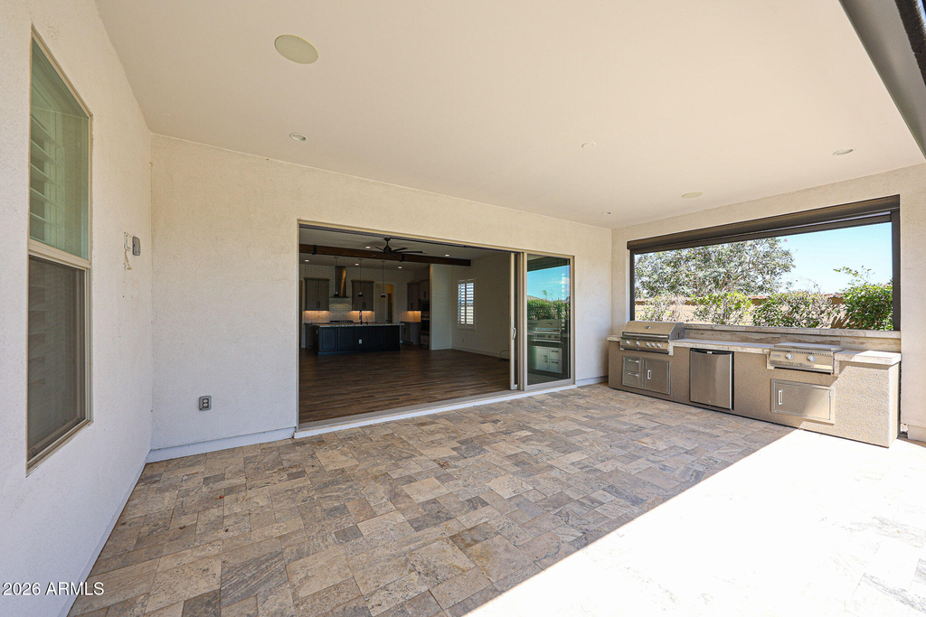 17383 W Guthrie Street - Photo 44