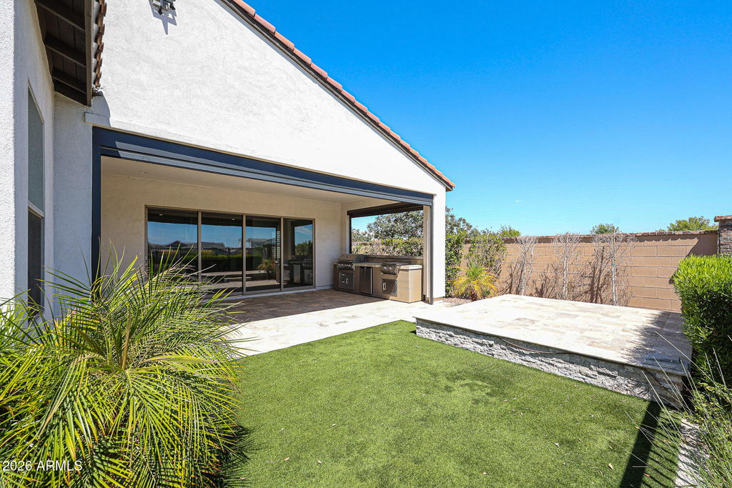 17383 W Guthrie Street - Photo 38