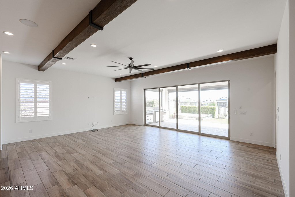 17383 W Guthrie Street - Photo 4