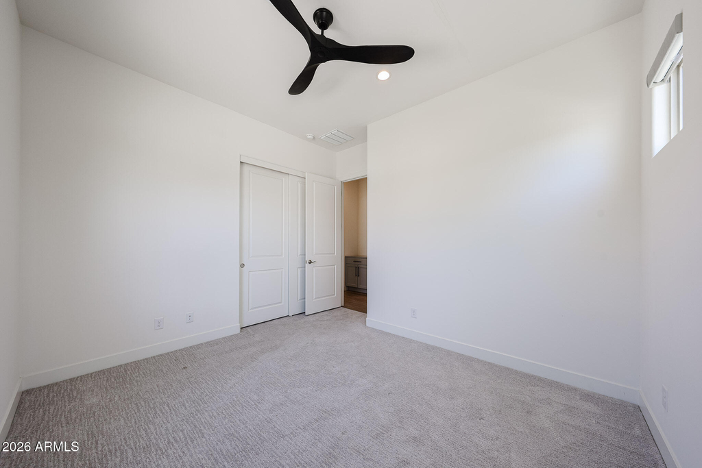 17383 W Guthrie Street - Photo 28