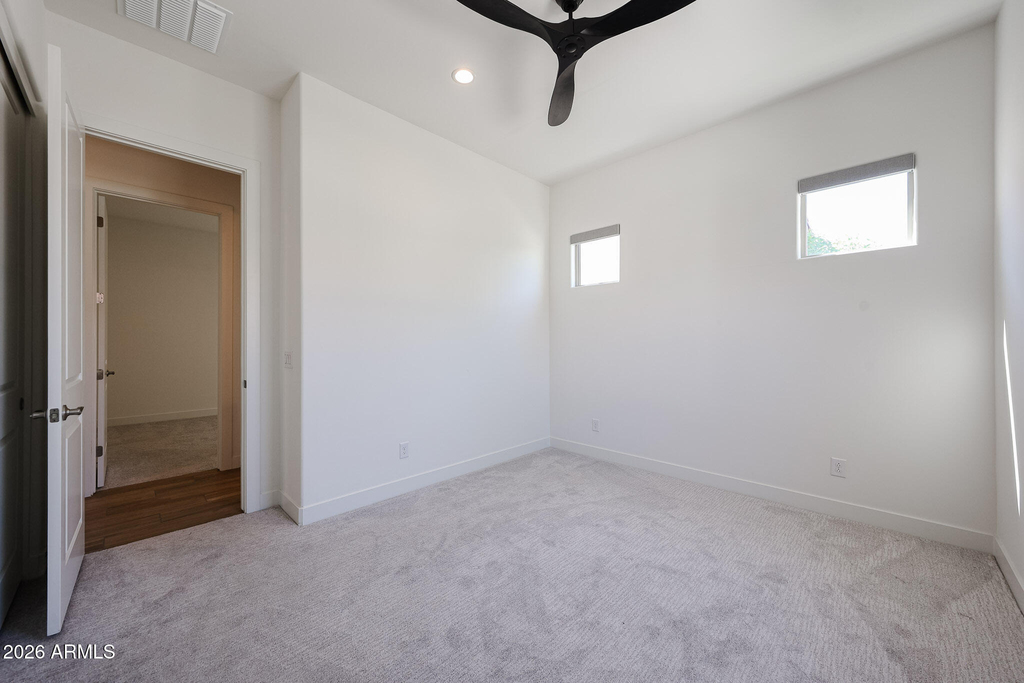 17383 W Guthrie Street - Photo 27
