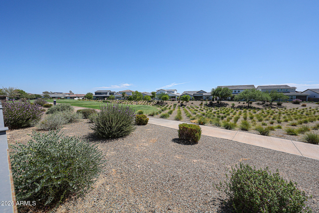 17383 W Guthrie Street - Photo 42