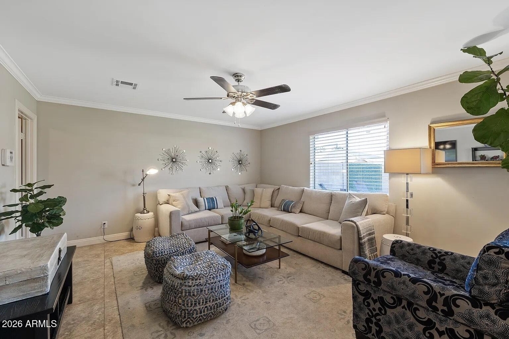 7936 E Moreland Street - Photo 6