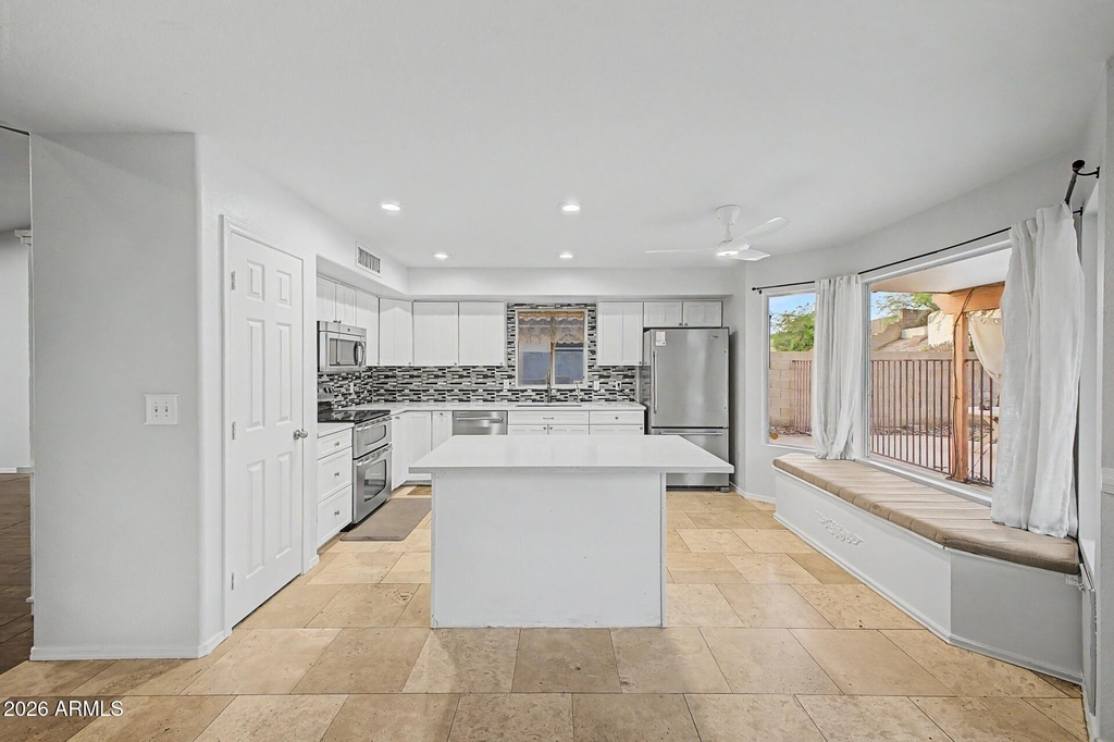 18433 N 12th Way - Photo 7