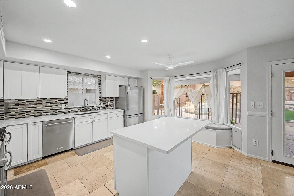 18433 N 12th Way - Photo 6
