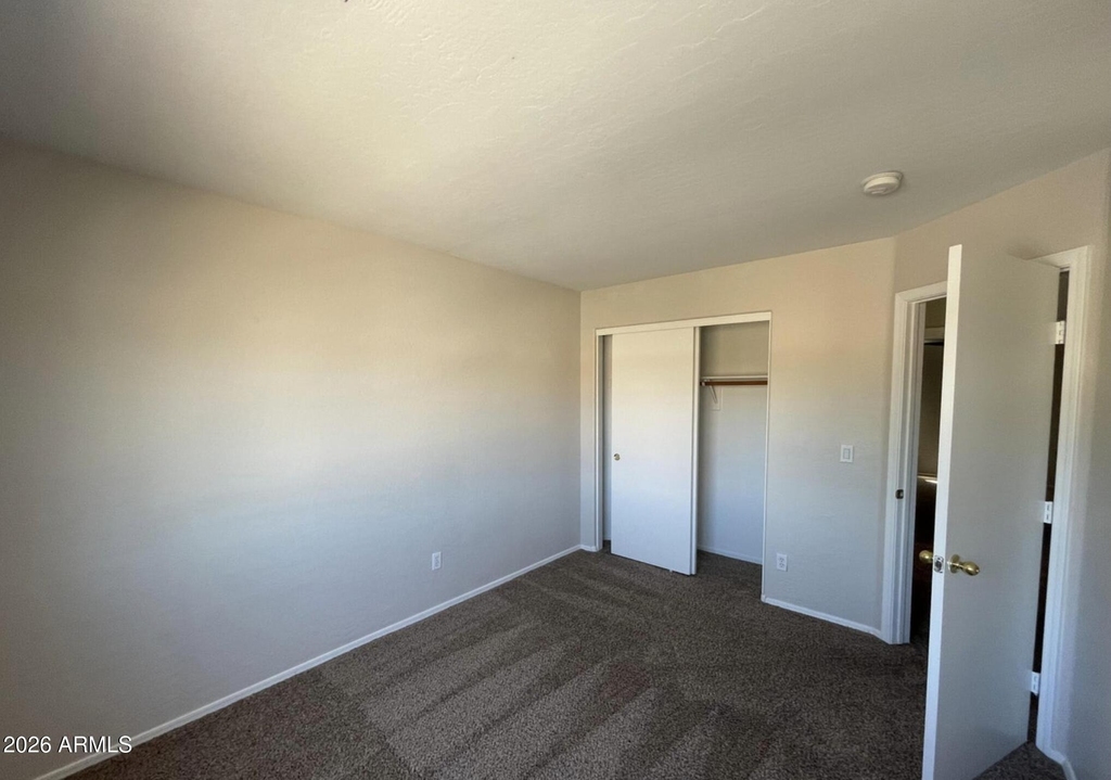 10925 W Kaler Drive - Photo 15