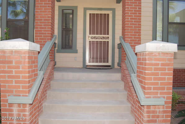 752 S Beck Avenue - Photo 1