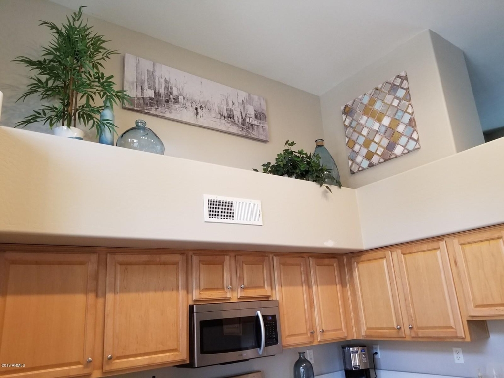 752 S Beck Avenue - Photo 6