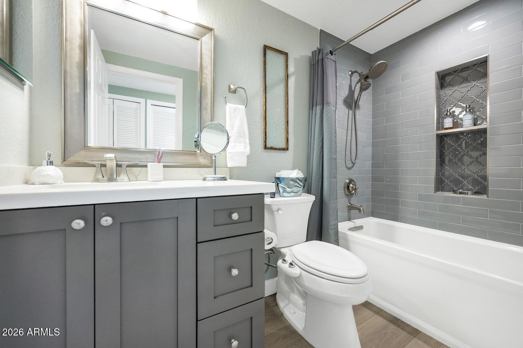 2939 E Rose Lane - Photo 16