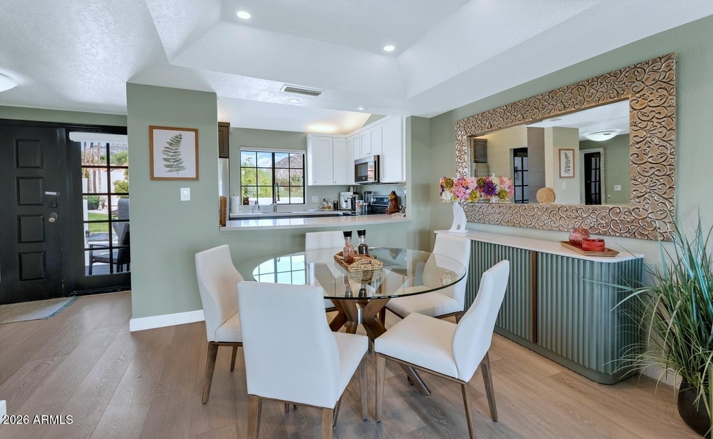 2939 E Rose Lane - Photo 6