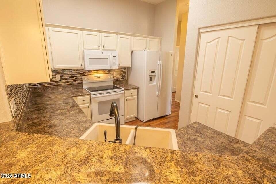 16291 N 138th Avenue - Photo 10