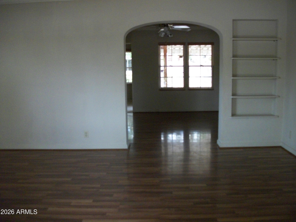 550 W Cambridge Avenue - Photo 10