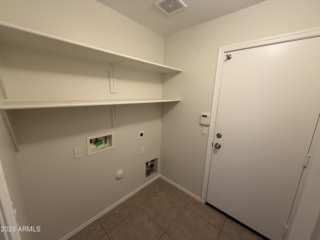 13925 W Mauna Loa Lane - Photo 15