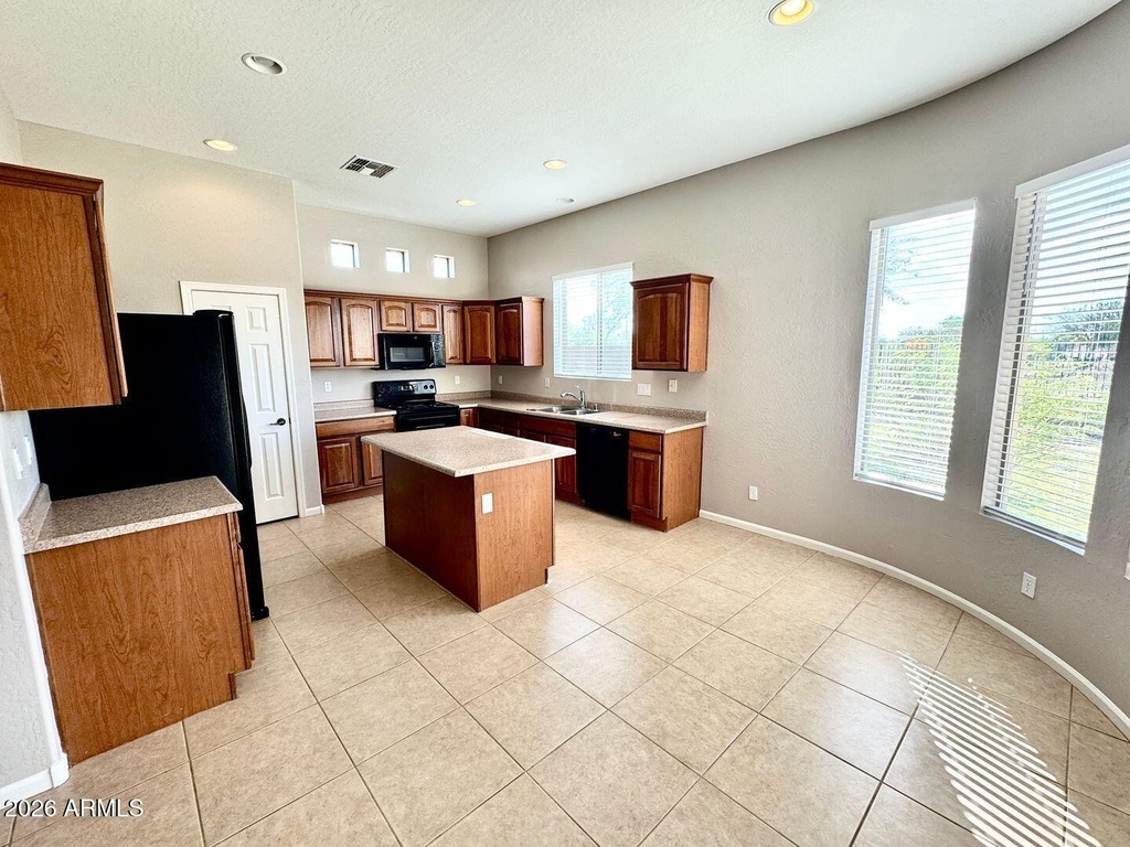 33007 N 23rd Avenue - Photo 19