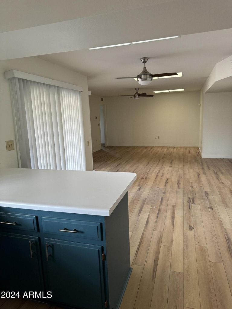 10933 W Tropicana Circle - Photo 9