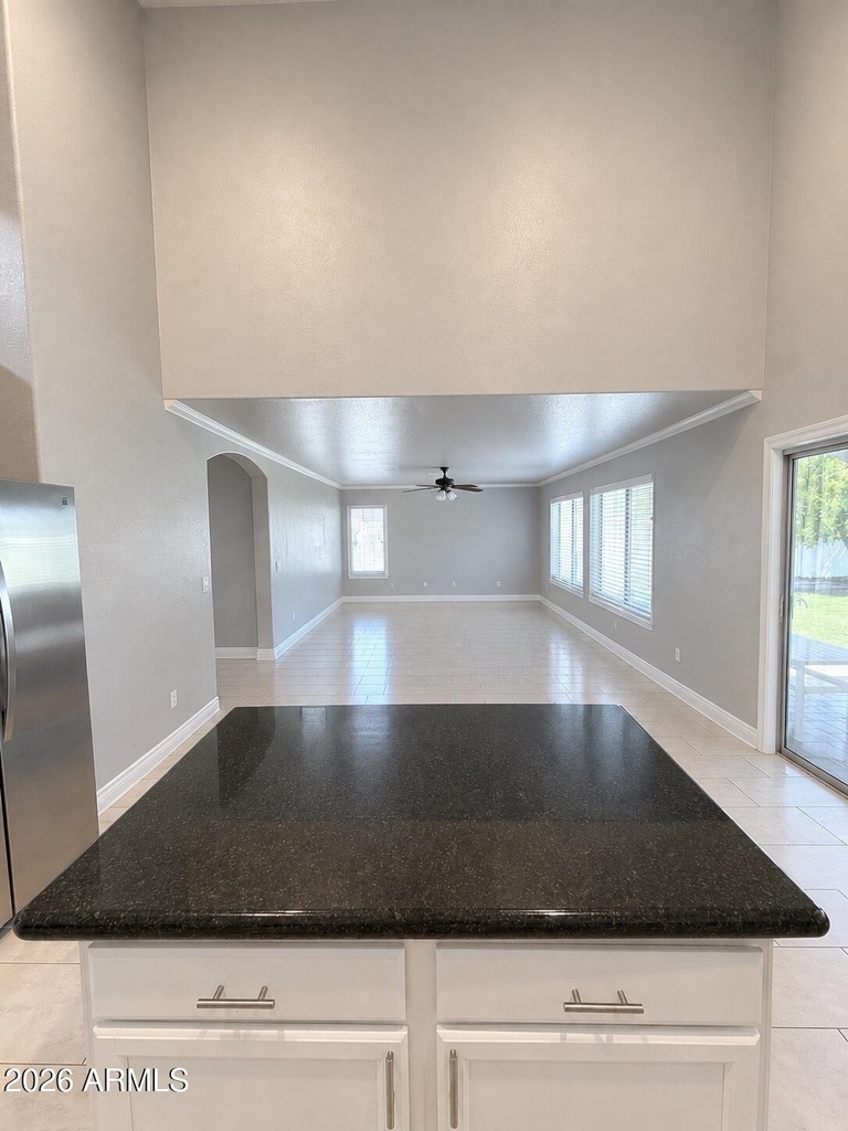 7389 W Tonopah Drive - Photo 6