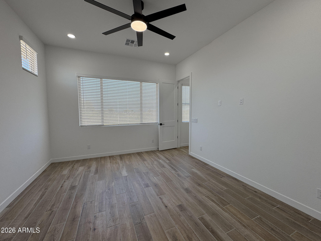 19735 W Norwich Drive - Photo 19