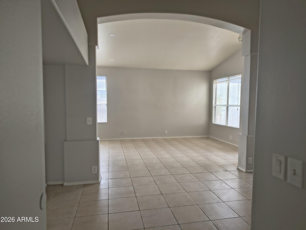 1161 W Elgin Street - Photo 2