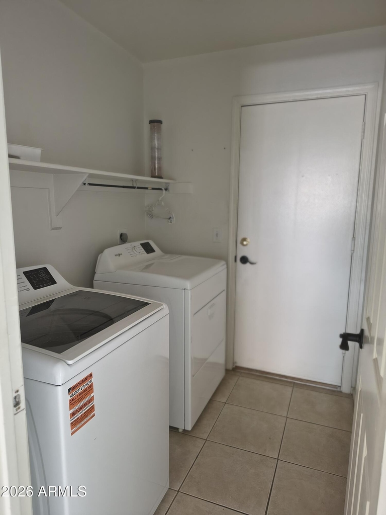1161 W Elgin Street - Photo 11