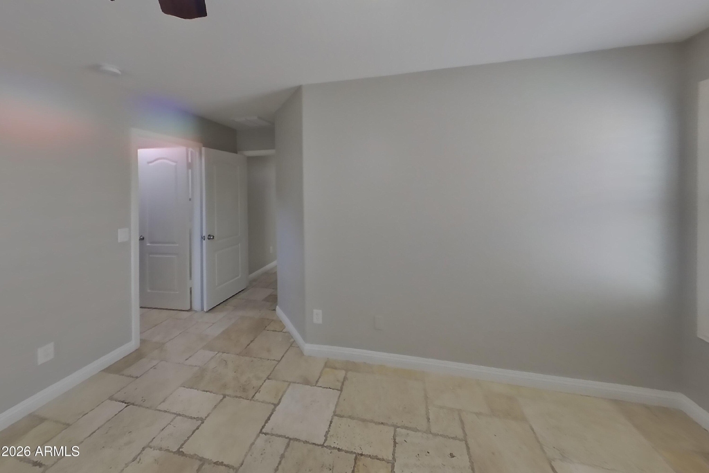 7115 N 72nd Drive - Photo 4