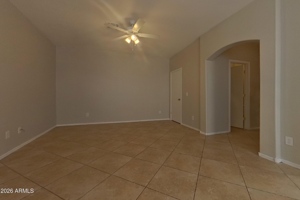 10041 W Williams Street - Photo 2