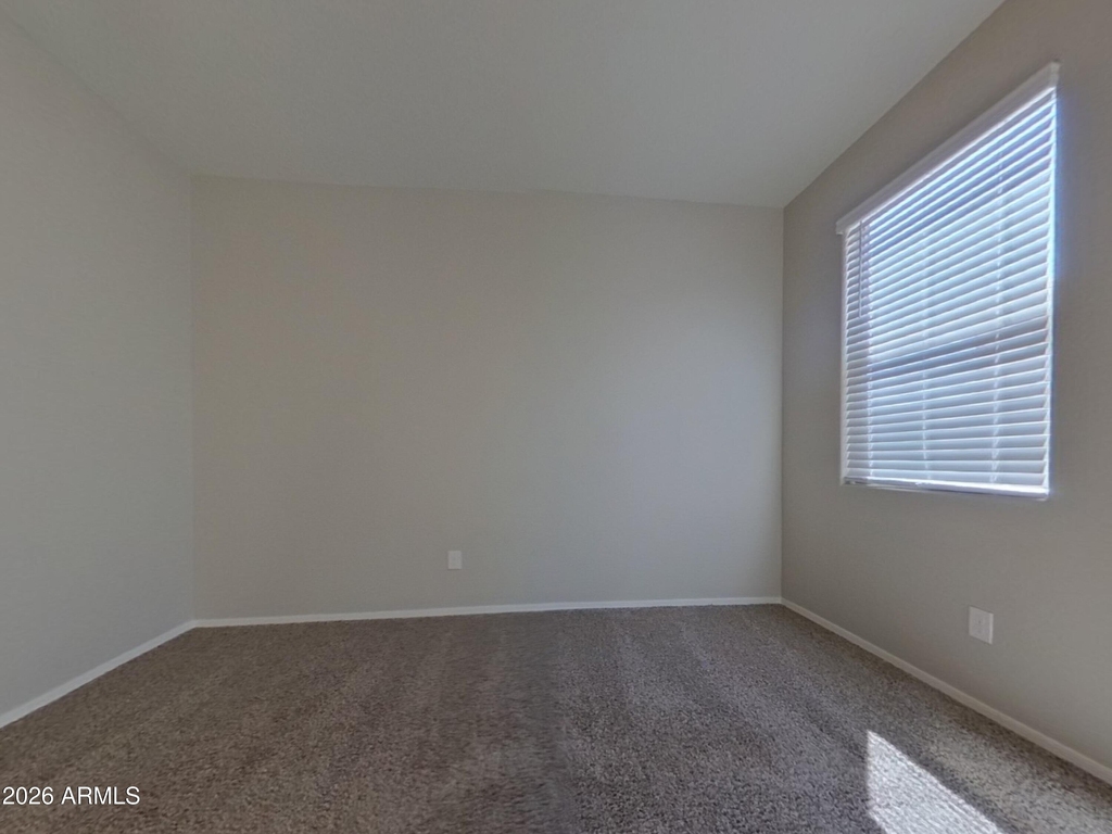30907 W Amelia Avenue - Photo 6