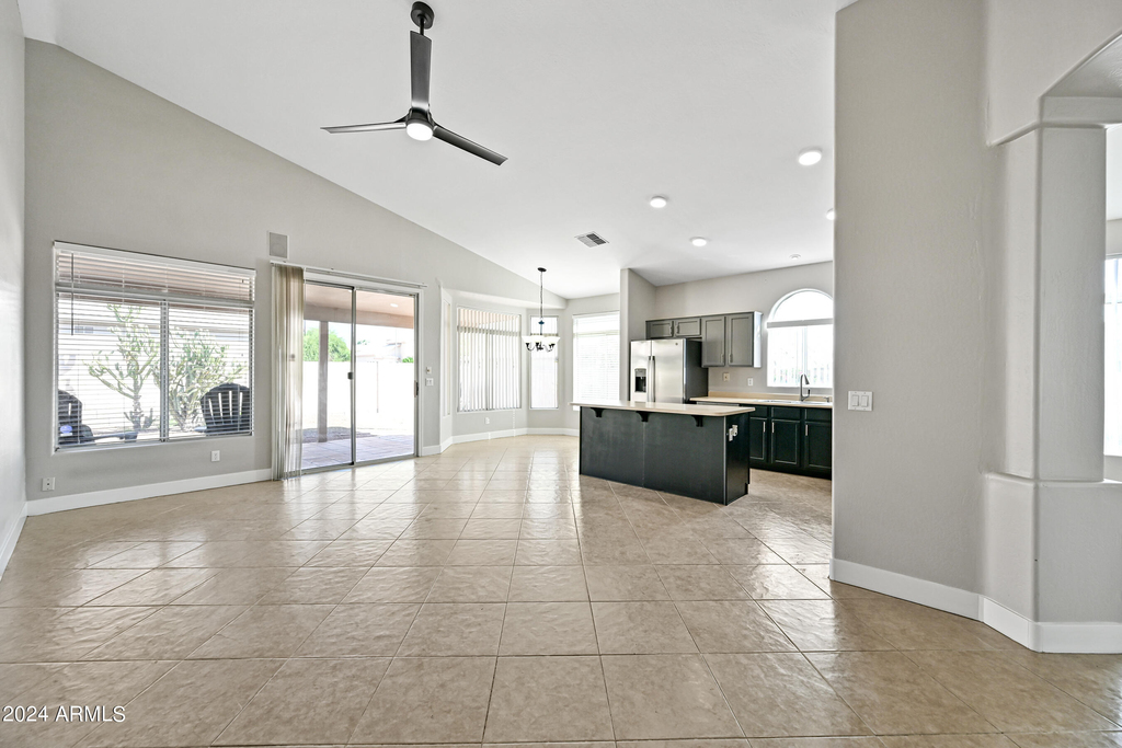2463 N 138th Avenue - Photo 5