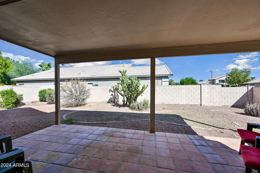 2463 N 138th Avenue - Photo 25