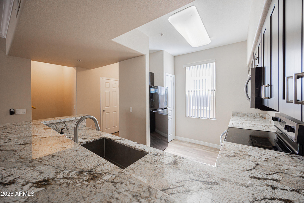 19777 N 76th Street - Photo 8