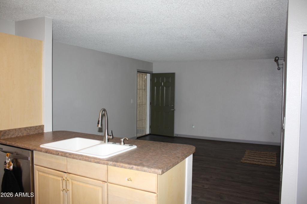 5236 W Peoria Avenue - Photo 5