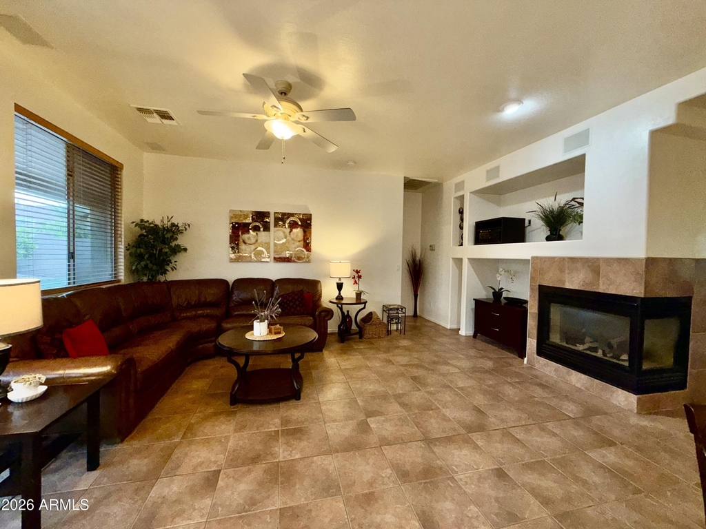 17540 W Canyon Lane - Photo 16