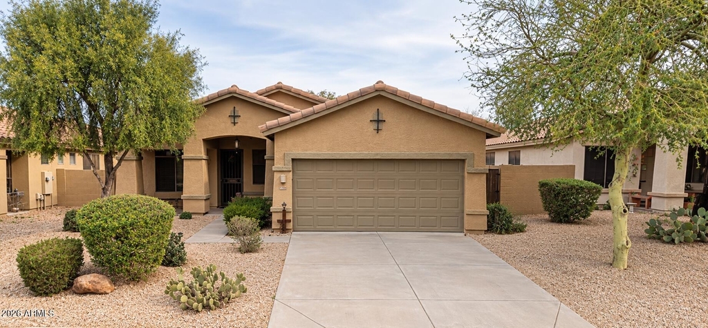 17540 W Canyon Lane - Photo 0