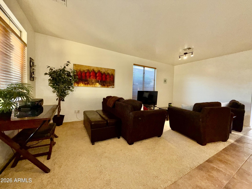 17540 W Canyon Lane - Photo 18