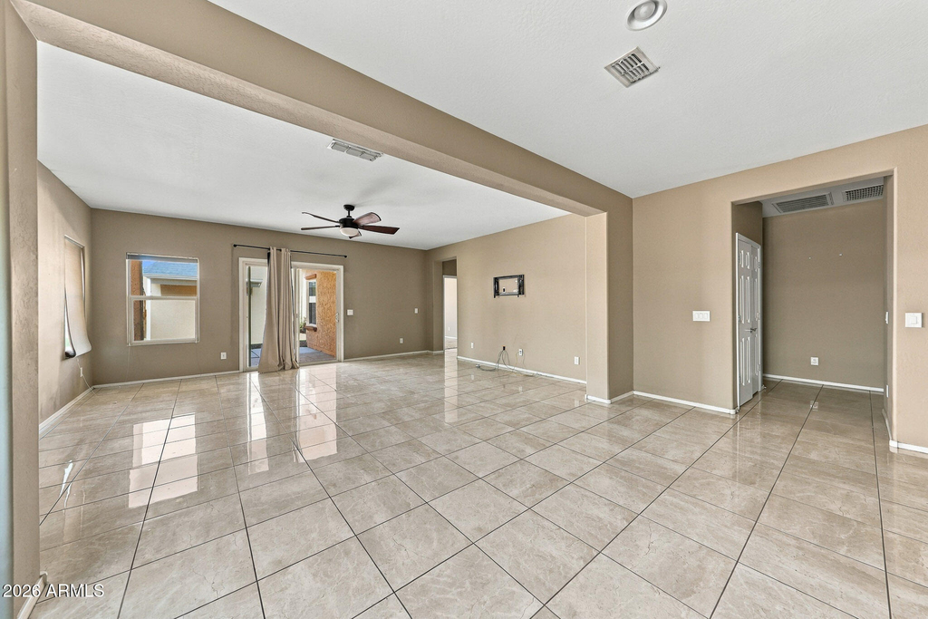 25954 W Potter Drive - Photo 10