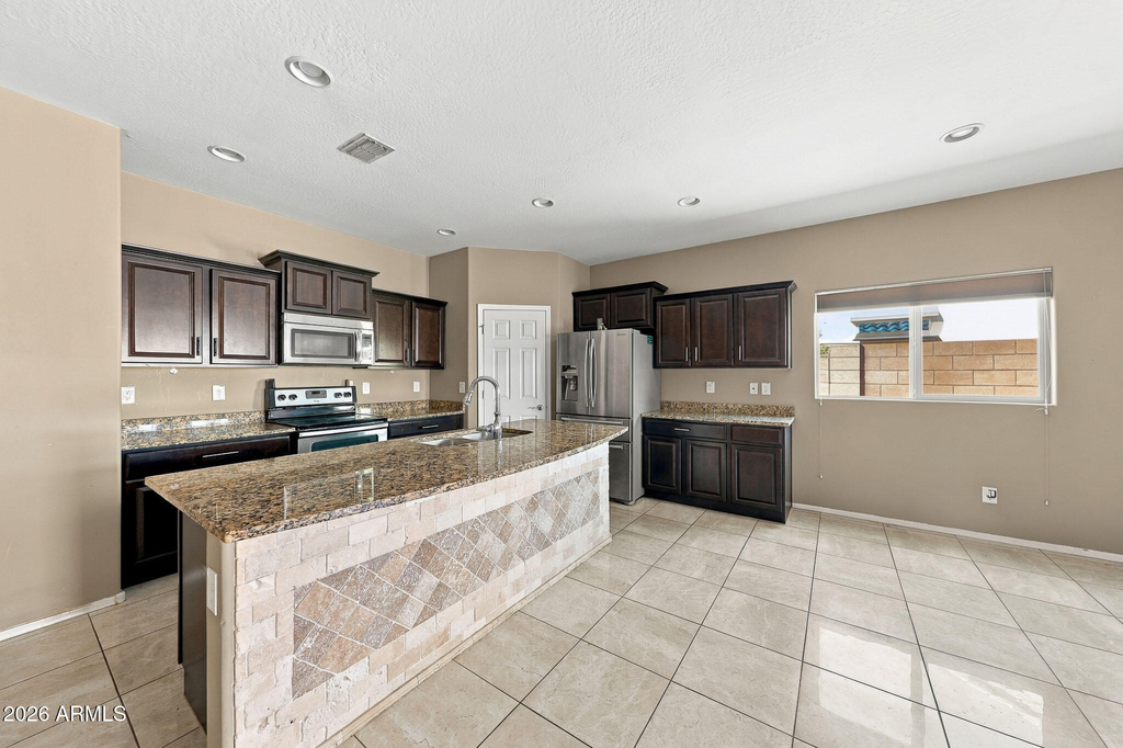 25954 W Potter Drive - Photo 6
