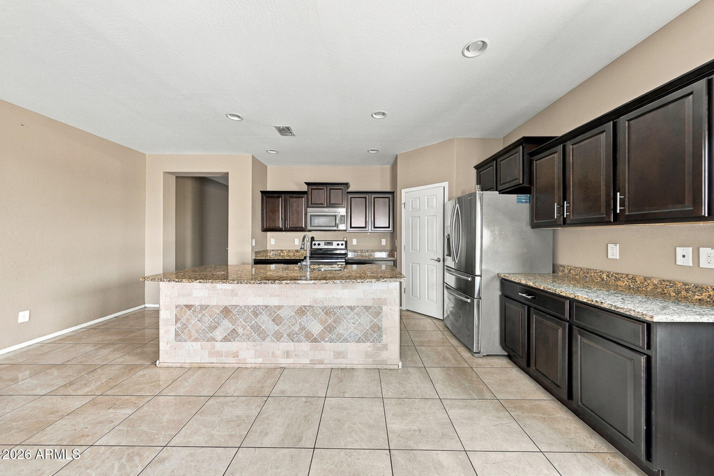25954 W Potter Drive - Photo 7