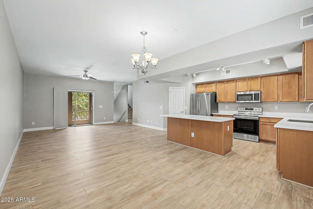 900 S 94th Street - Photo 6