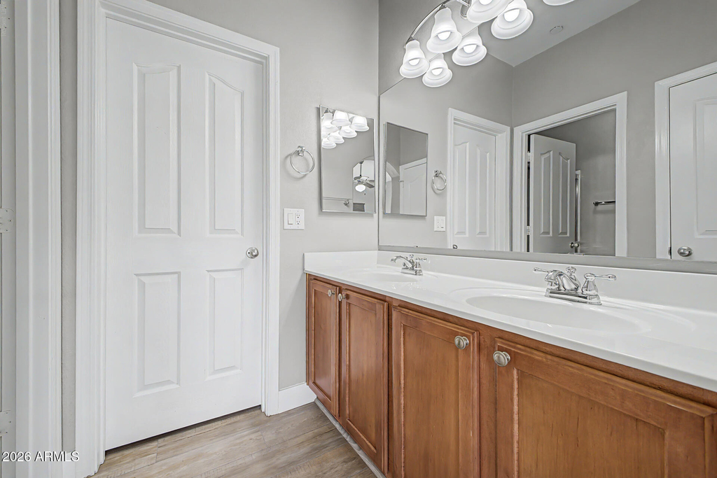 900 S 94th Street - Photo 17