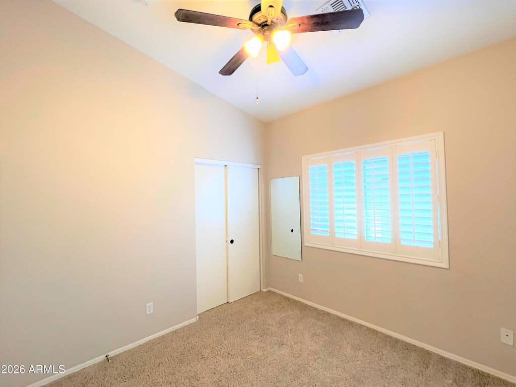 40827 N Hearst Drive - Photo 11