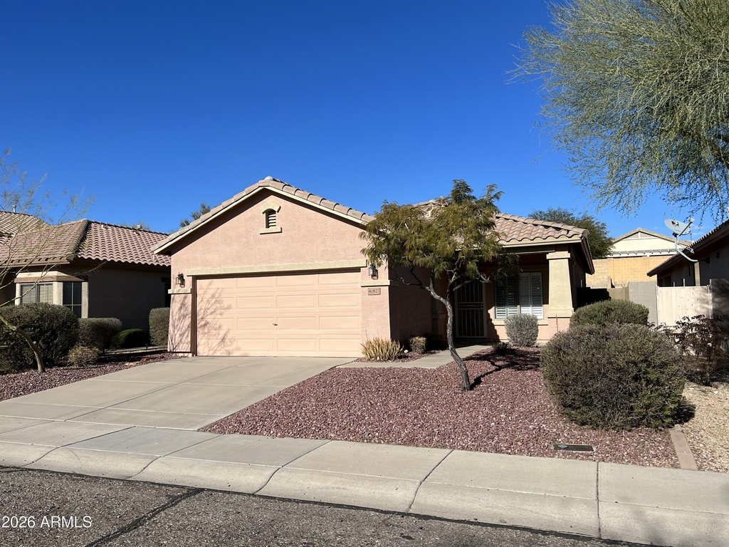 40827 N Hearst Drive - Photo 2