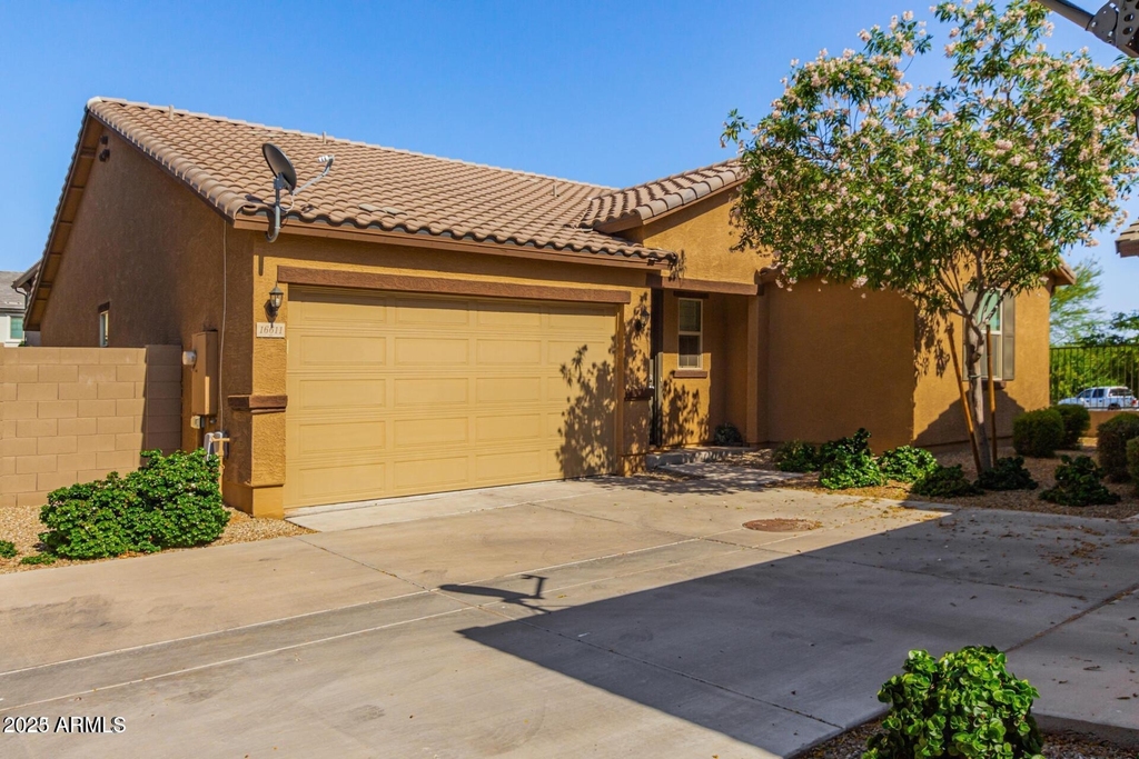 16611 W Sierra Street - Photo 0