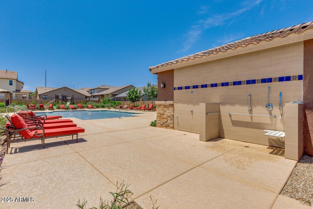 16611 W Sierra Street - Photo 29