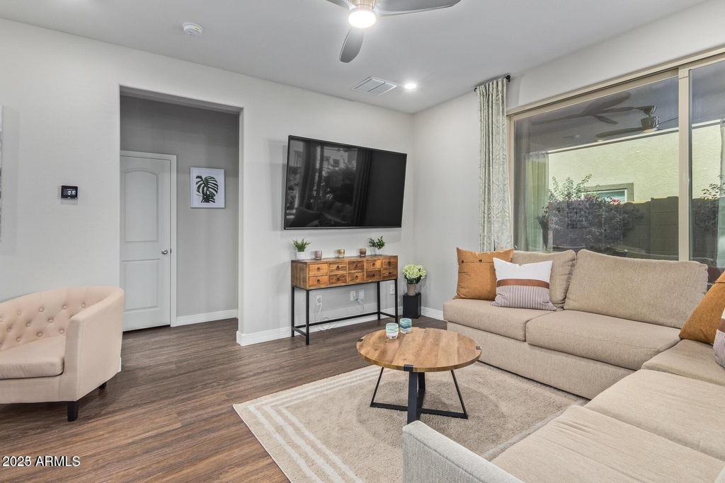 16611 W Sierra Street - Photo 13