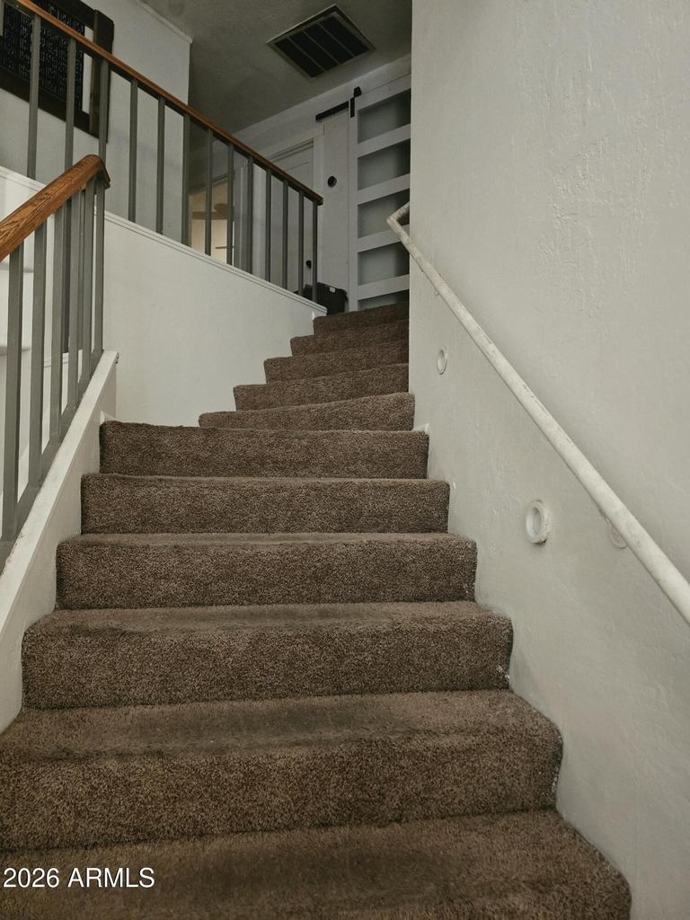 314 N Cobblestone Street - Photo 8