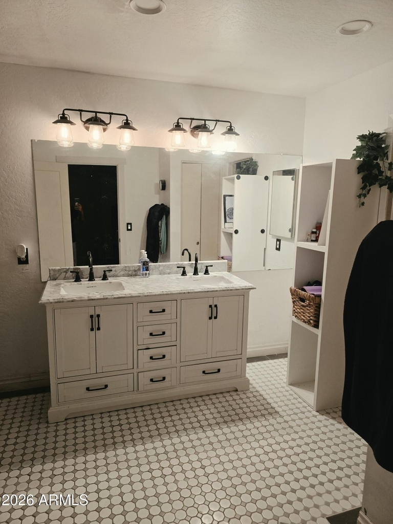 314 N Cobblestone Street - Photo 7