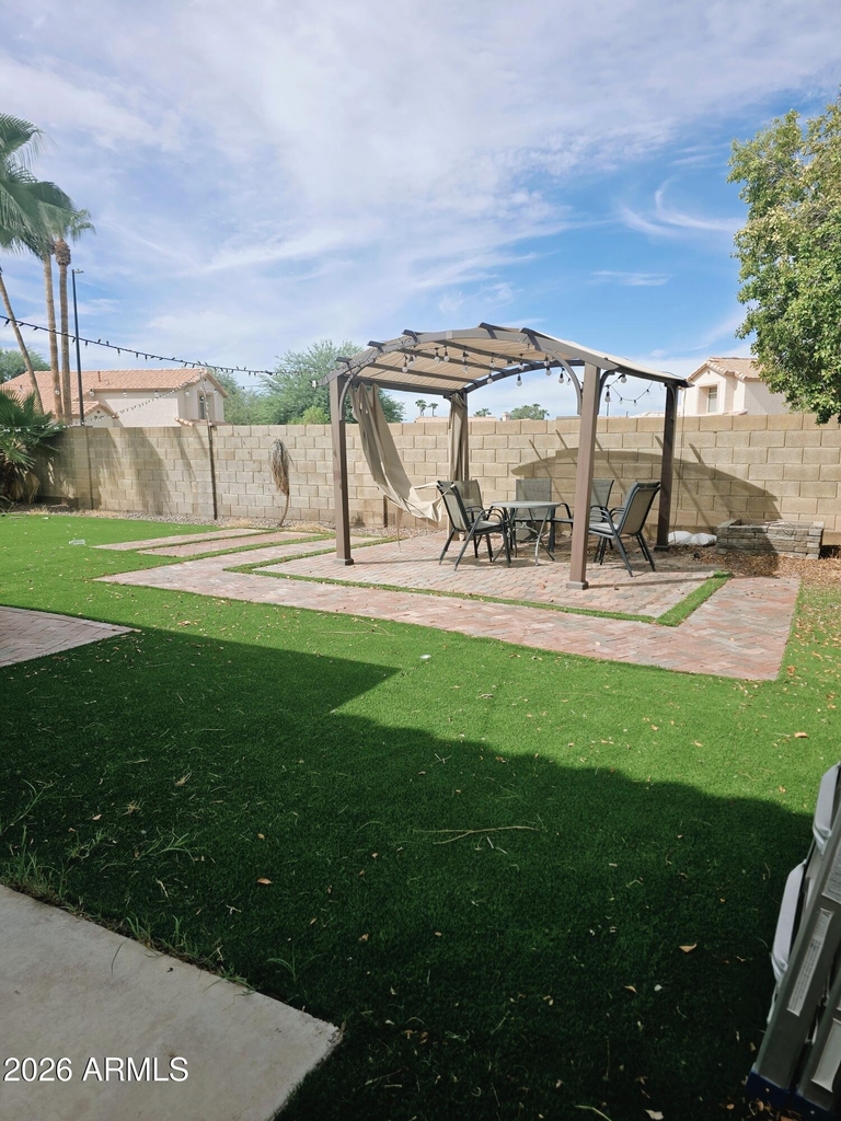 314 N Cobblestone Street - Photo 18